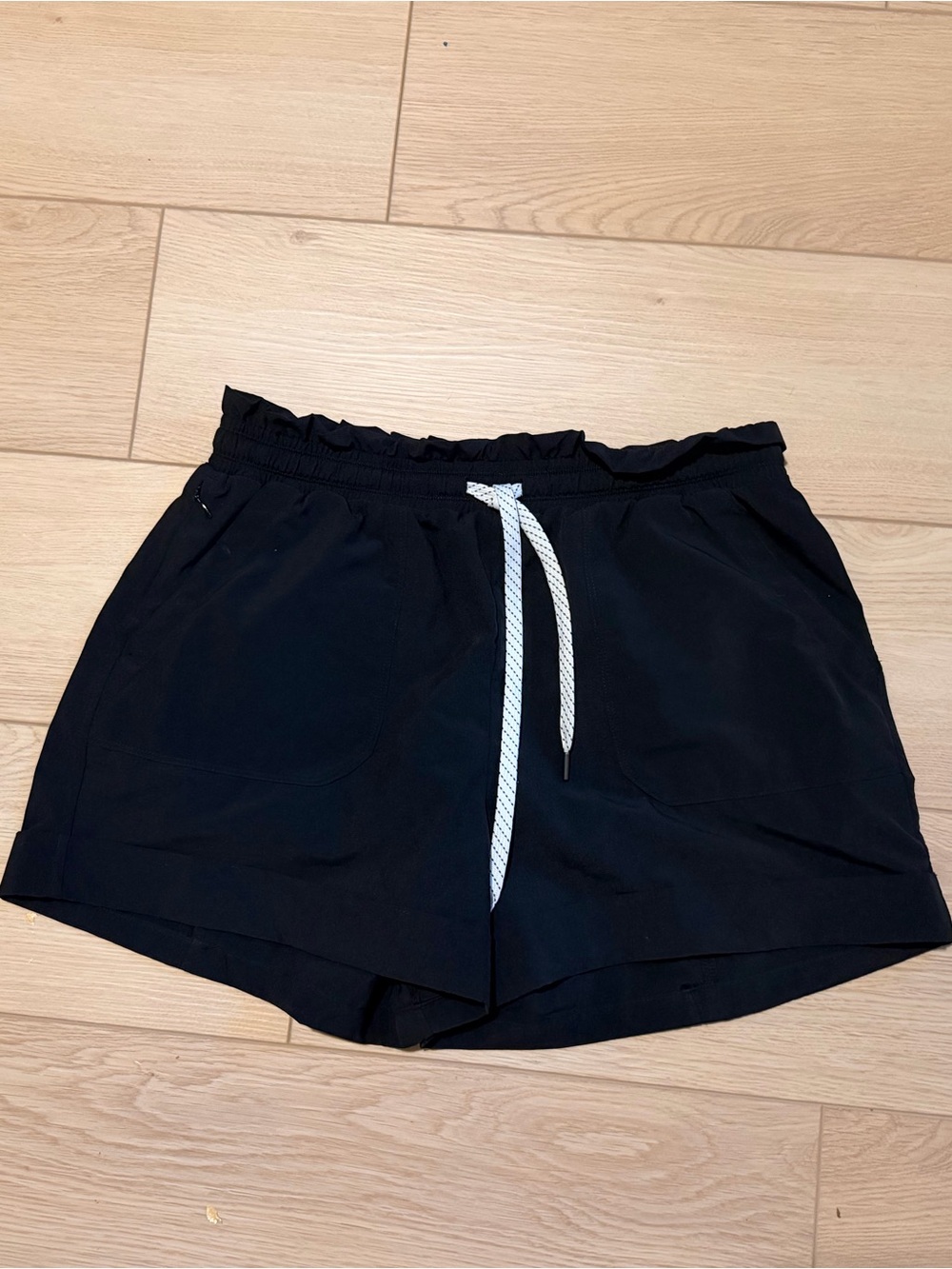 Zella Women's Black Drawstring Active cuffed Shorts